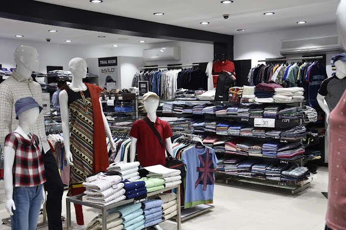 Shoppers Corner (PayLess-ShopMore)